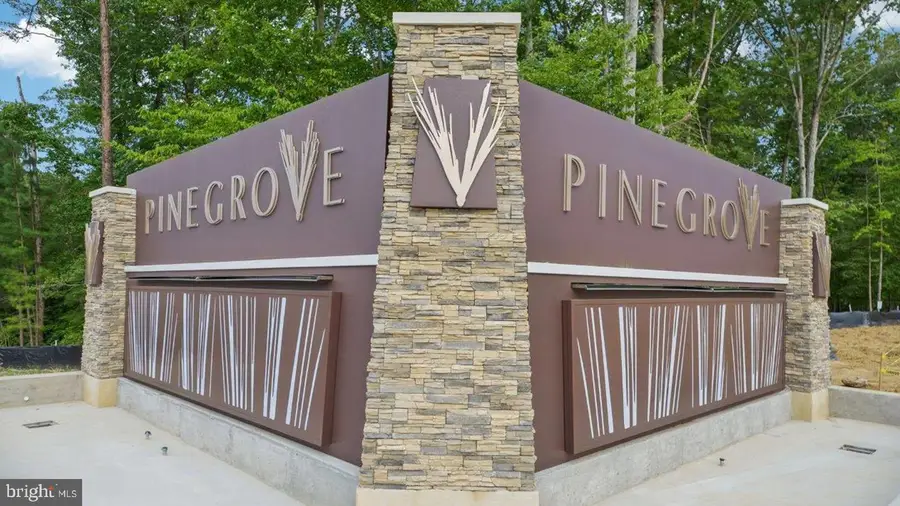 442 Whirl Ln, La Plata, MD 20646 - #2