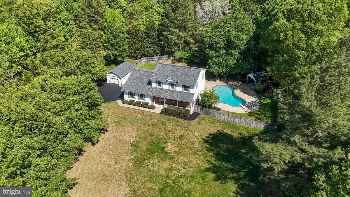7860 Lakes End Ct, La Plata, MD 20646 - #1
