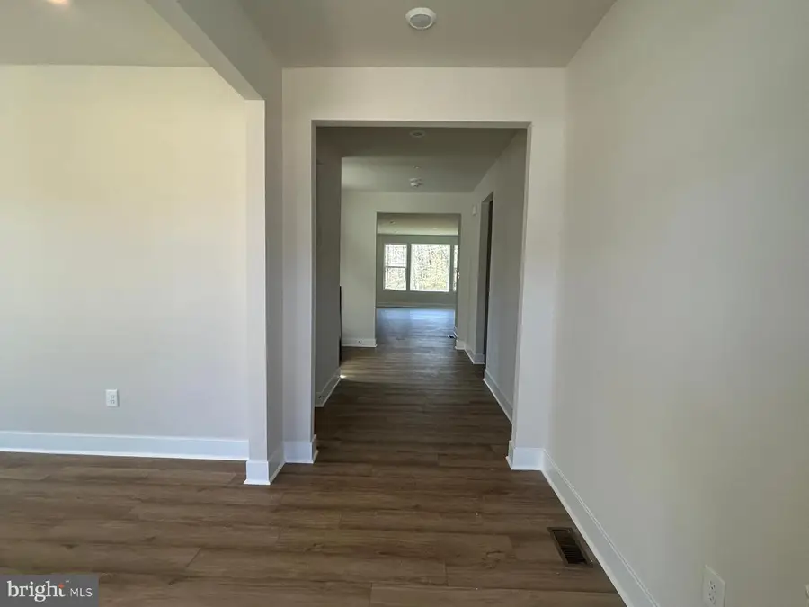 10135 Shenandoah Ln, White Plains, MD 20695 - #2