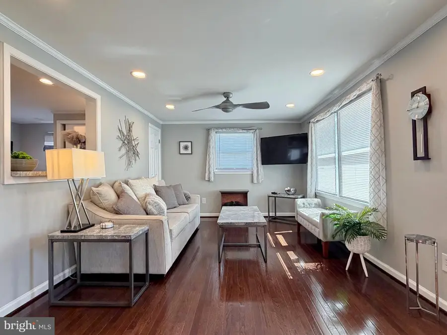 108 W Hawthorne Dr, La Plata, MD 20646 - #2