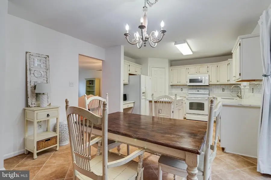 3074 Lake Hill Ct, Waldorf, MD 20603 - #2