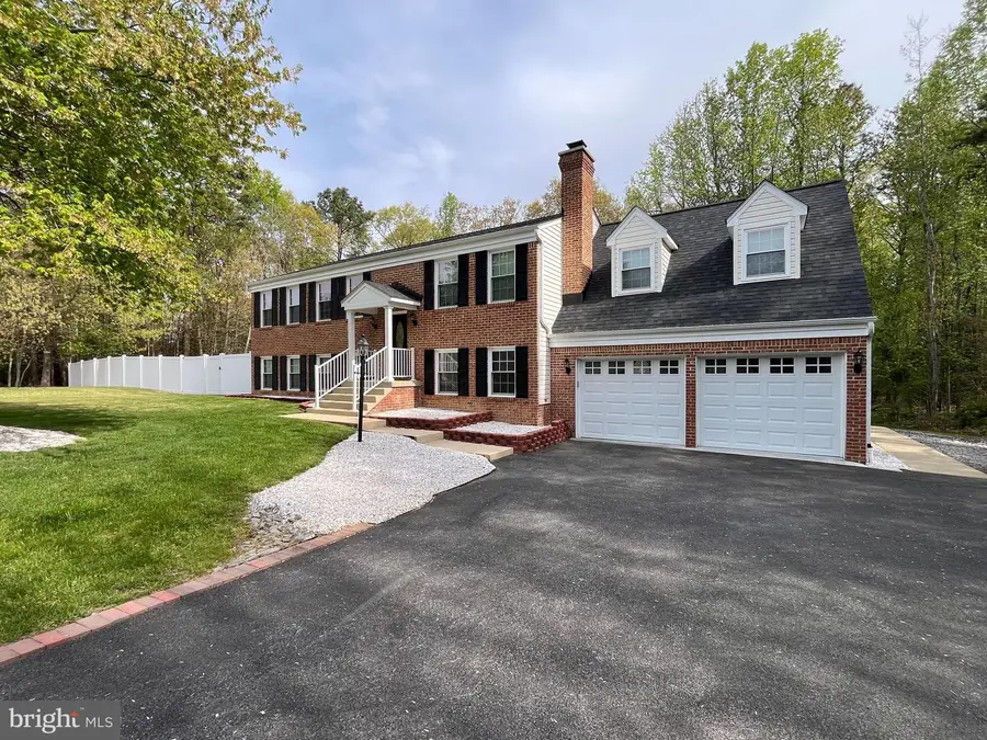 8900 Margaret Ct, La Plata, MD 20646 - #2