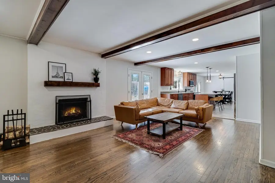 9212 Mimosa Dr, La Plata, MD 20646 - #2