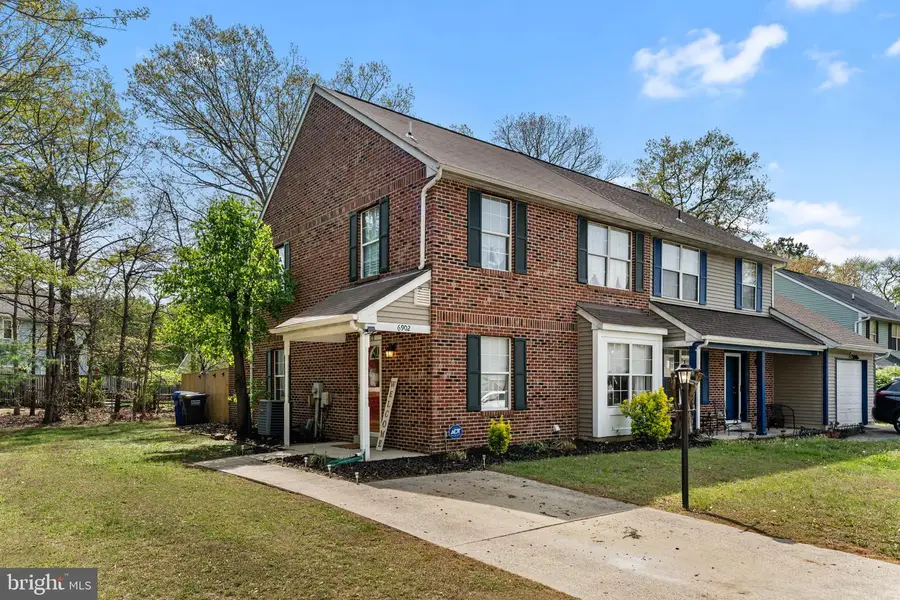 6902 Caribou Ct, Waldorf, MD 20603 - #2