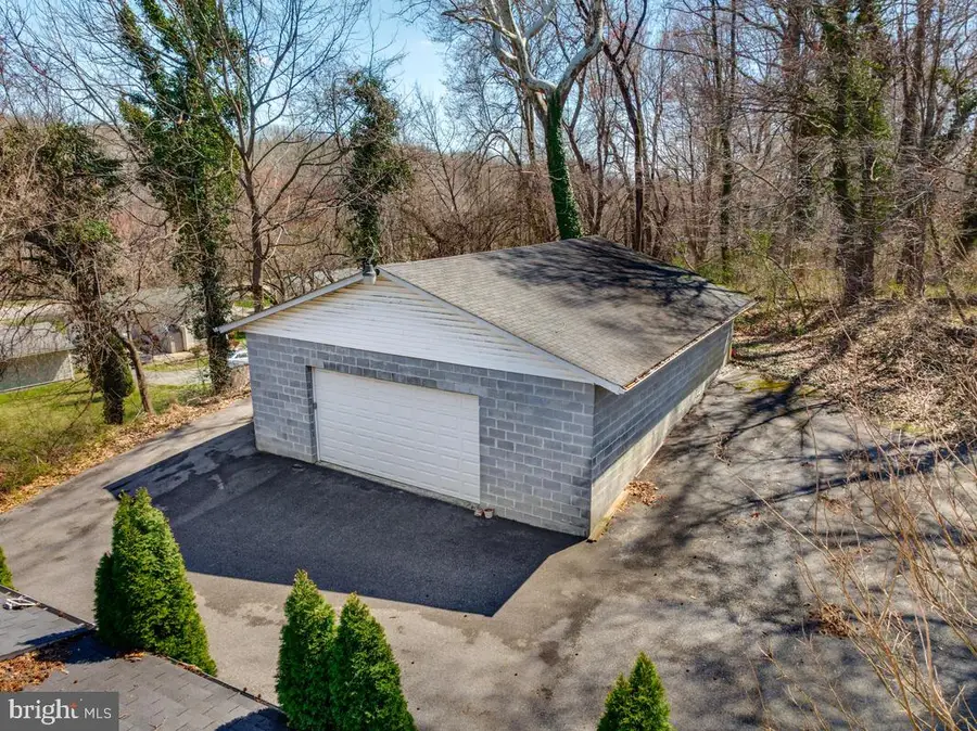 907 Charles St, La Plata, MD 20646 - #3
