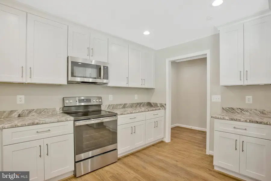8 E Poplar Ln, Indian Head, MD 20640 - #2