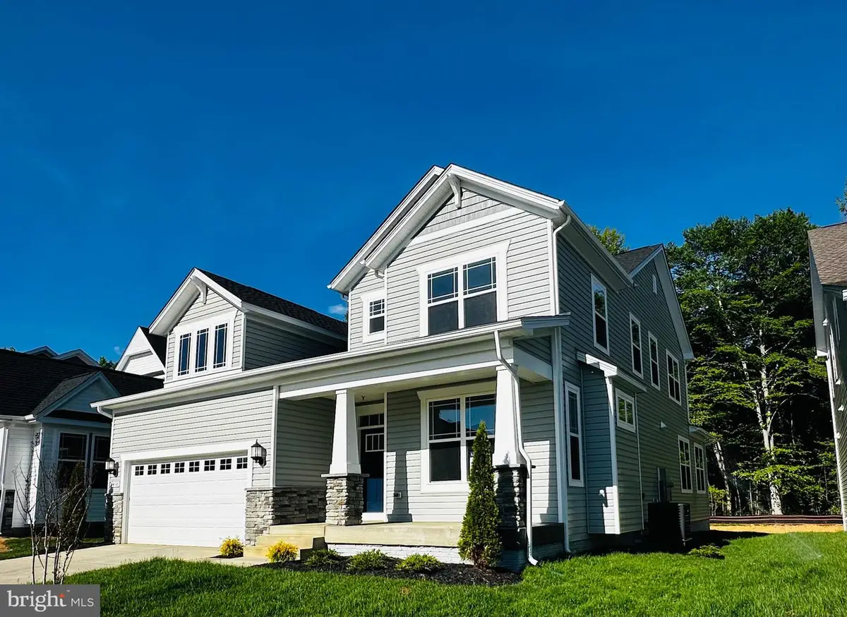 5438 Newport Cir, White Plains, MD 20695 - #1