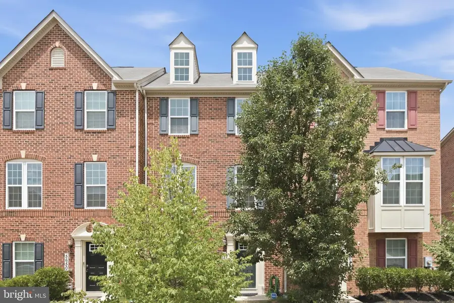 5652 Barnstormers Ln, Waldorf, MD 20602 - #2