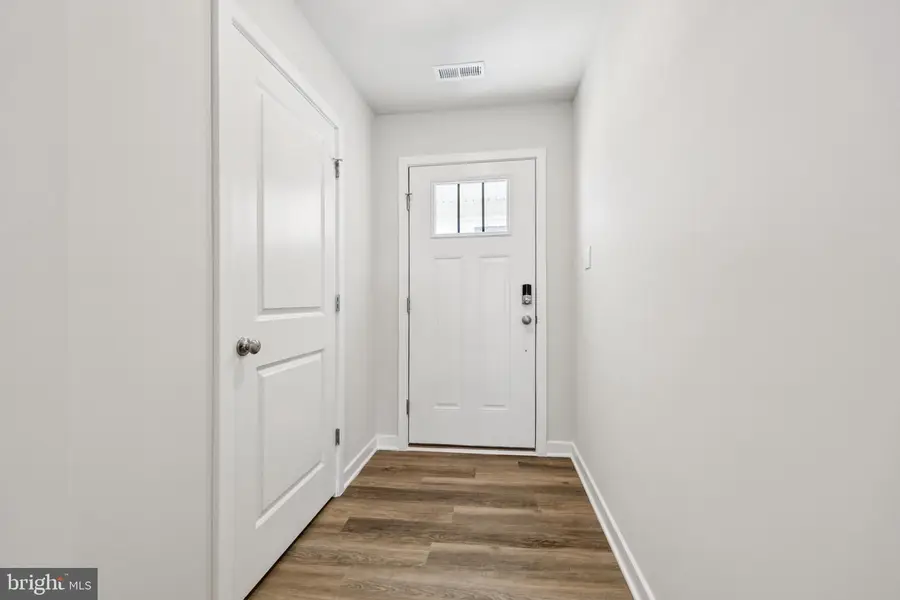 274 Long Branch Ln, La Plata, MD 20646 - #2