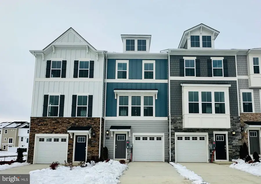 10536 Cobbler Pl, White Plains, MD 20695 - #2
