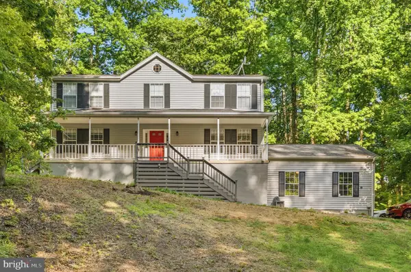 7090 Maxwell Dr, HUGHESVILLE, MD 20637