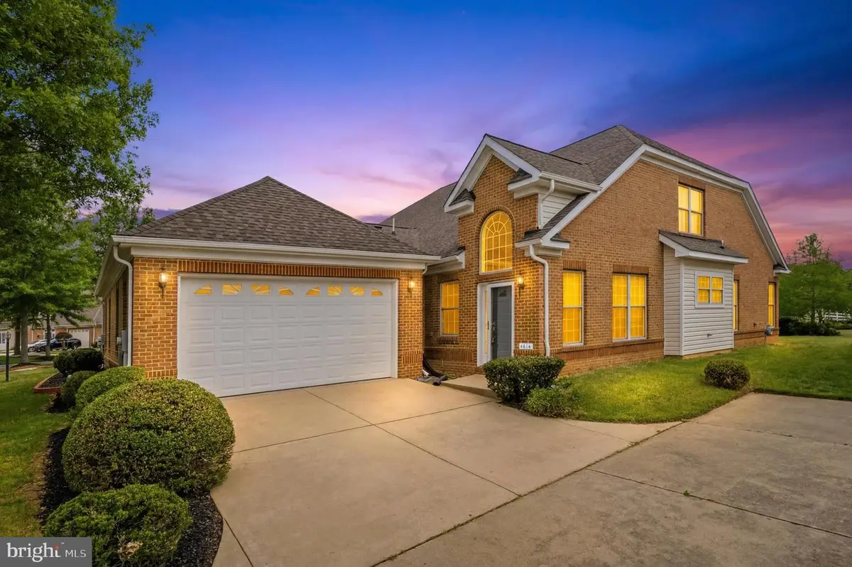 4614 Diamond Ridge Ln, White Plains, MD 20695 - #1