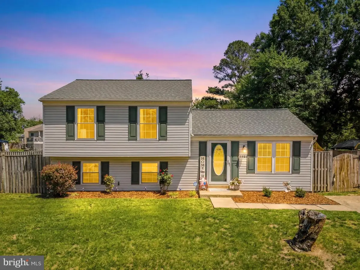 3903 Newman Ct, Waldorf, MD 20602 - #1