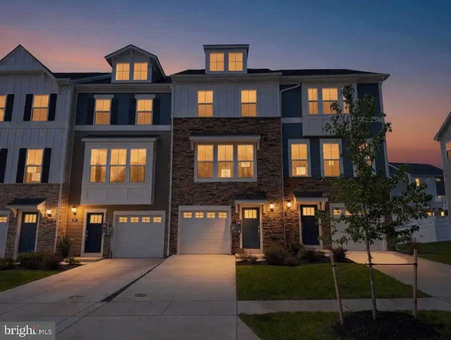 5615 Ludlow Pl, White Plains, MD 20695 - #2
