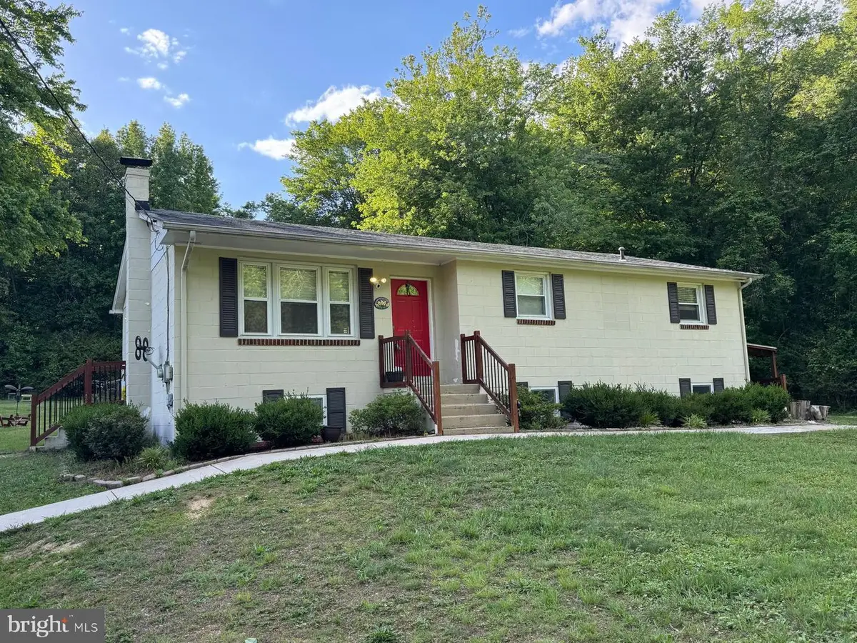 8430 Warren Dr, Pomfret, MD 20675 - #1