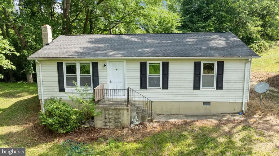 5950 Foster Ln, Hughesville, MD 20637 - #2