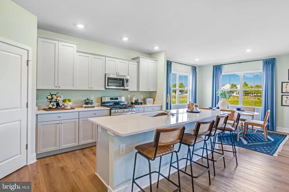 10109 Shenandoah Ln, White Plains, MD 20695 - #1