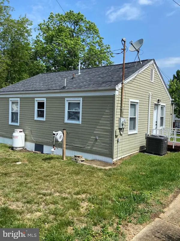 30 Circle Ave, INDIAN HEAD, MD 20640