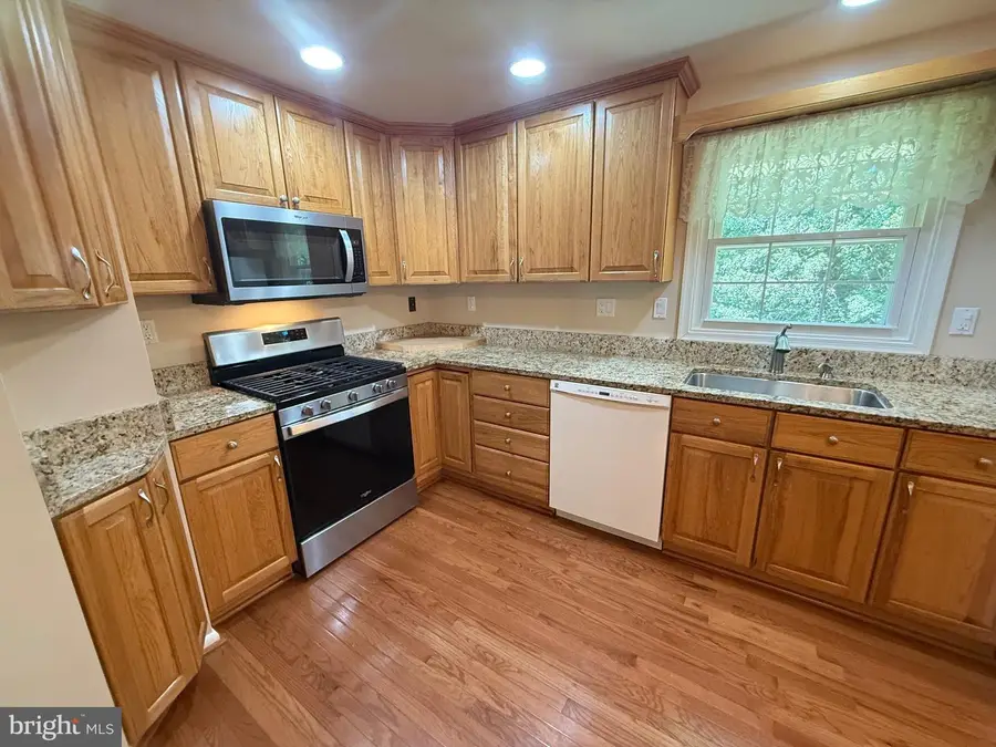 4007 Brewster Ln, Waldorf, MD 20601 - #2