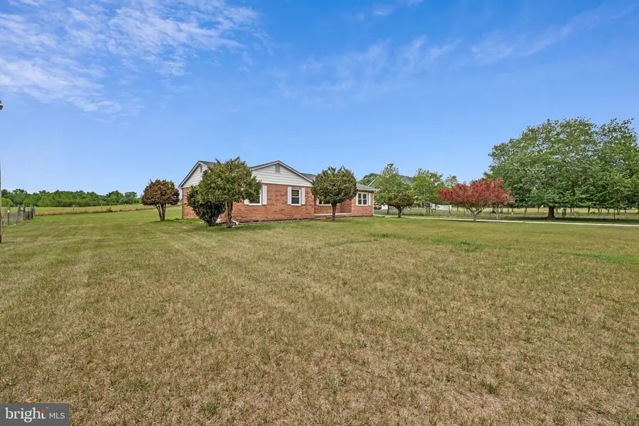 3801 Gardiner Rd, Waldorf, MD 20601 - #2