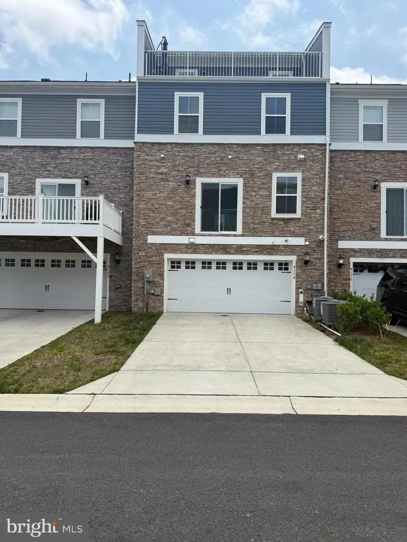 4174 Brodie Pl, White Plains, MD 20695 - #2