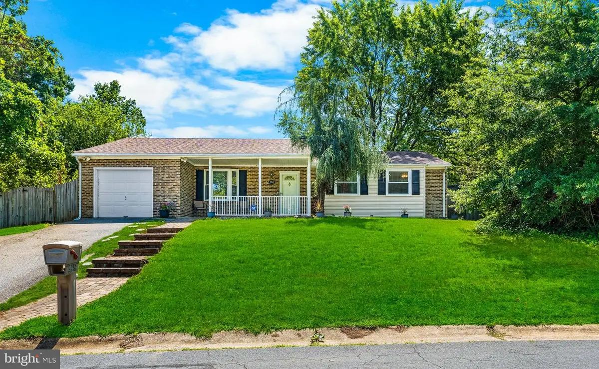 2256 Westwood Dr, Waldorf, MD 20601 - #1