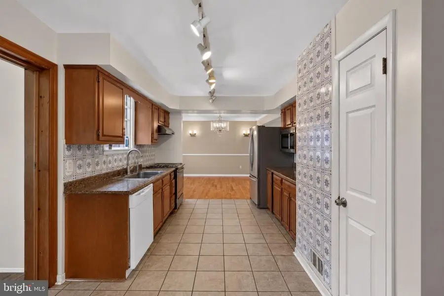 2710 Sun Valley Dr, Waldorf, MD 20603 - #3
