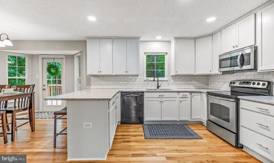 1313 Leicester Dr, La Plata, MD 20646 - #2