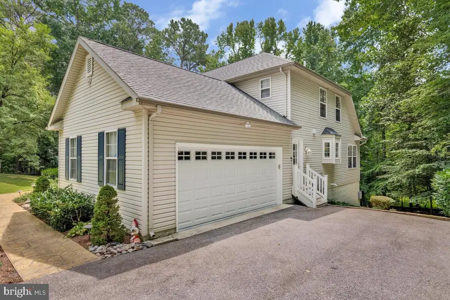 9175 Westfield Dr, White Plains, MD 20695 - #3