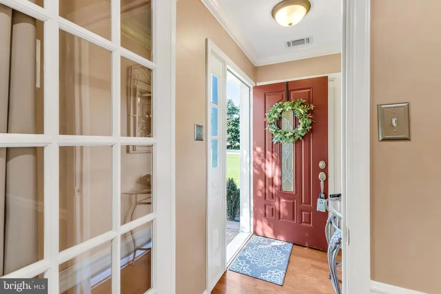 207 Persimmon Ct, La Plata, MD 20646 - #2