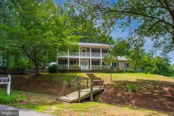8212 Seven Pines Ln, WALDORF, MD 20603