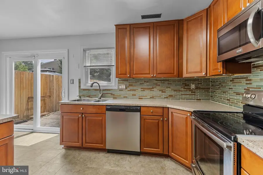 332 Woodside Pl, Waldorf, MD 20601 - #3