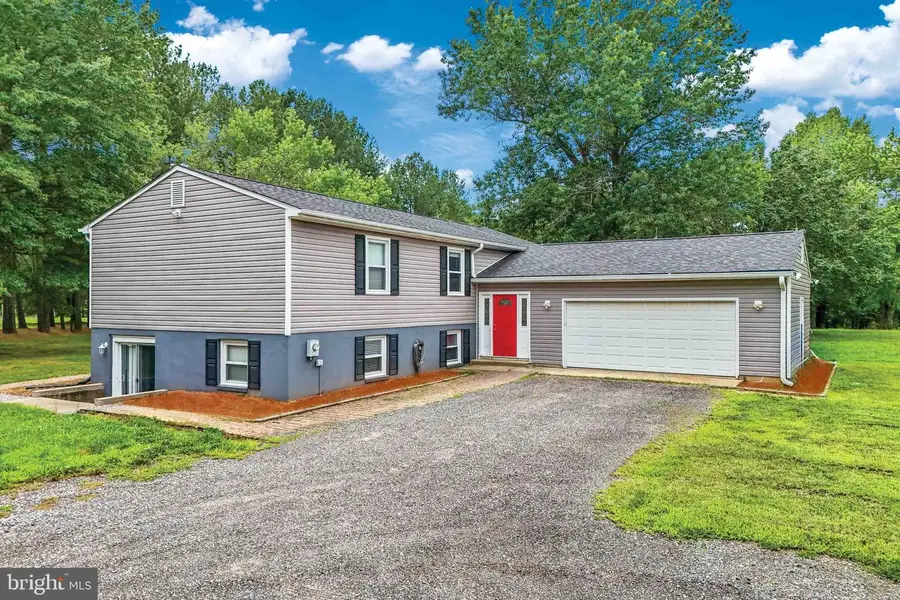 13725 Charles St, Charlotte Hall, MD 20622 - #2