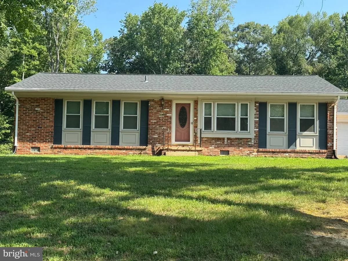 7445 Robin Rd, La Plata, MD 20646 - #1