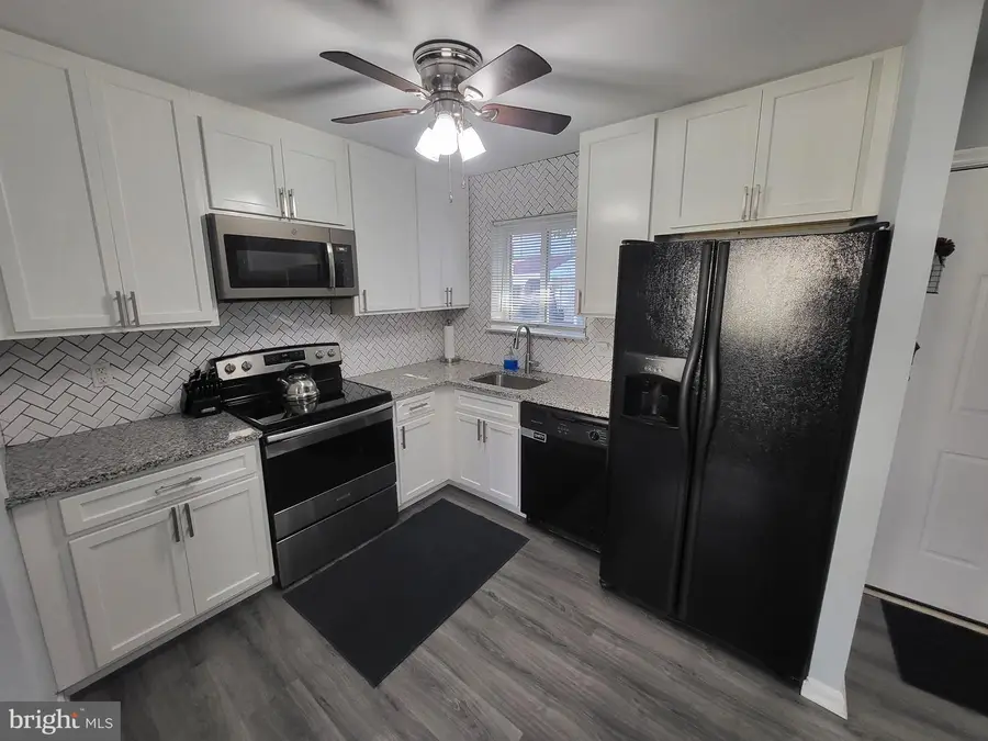 3086 Heathcote Rd, Waldorf, MD 20602 - #2