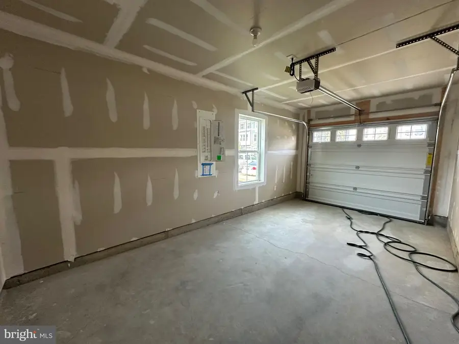 5625 Ludlow Pl, White Plains, MD 20695 - #3