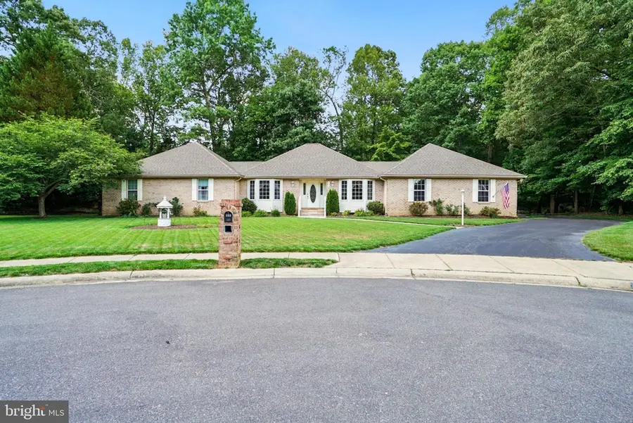 105 Cornwall Ct, La Plata, MD 20646 - #2