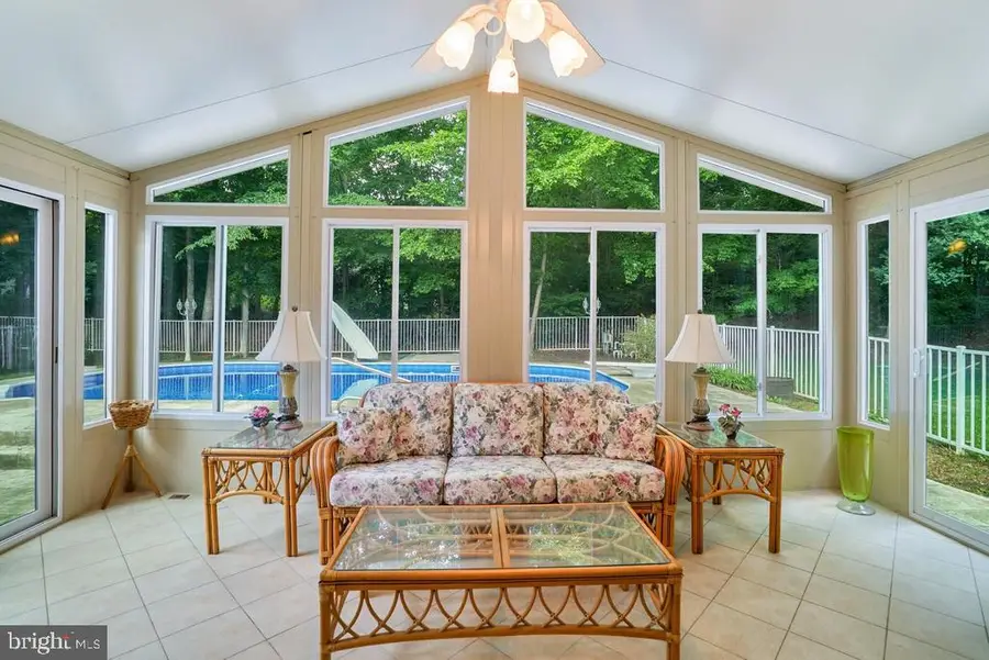 105 Cornwall Ct, La Plata, MD 20646 - #3