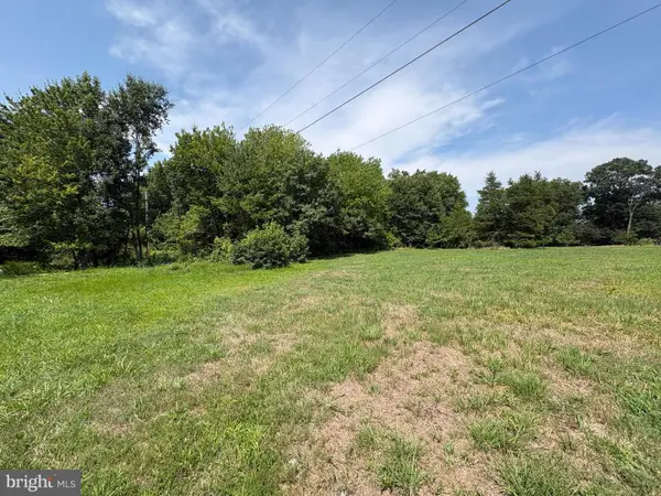 193-e Davis Rd, WALDORF, MD 20601