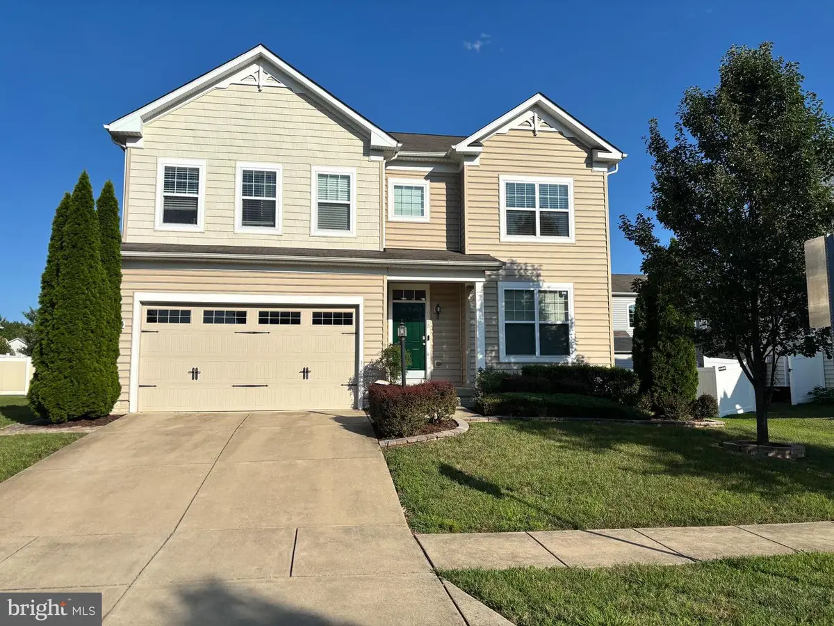 10518 Black Pine Ln, Waldorf, MD 20603 - #1