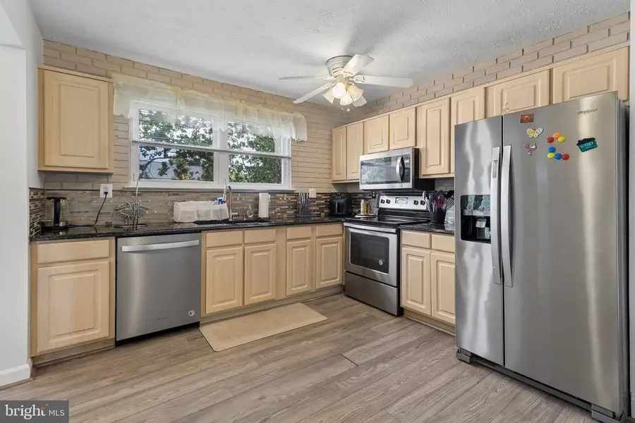 2570 Sussex Ct, Waldorf, MD 20602 - #3