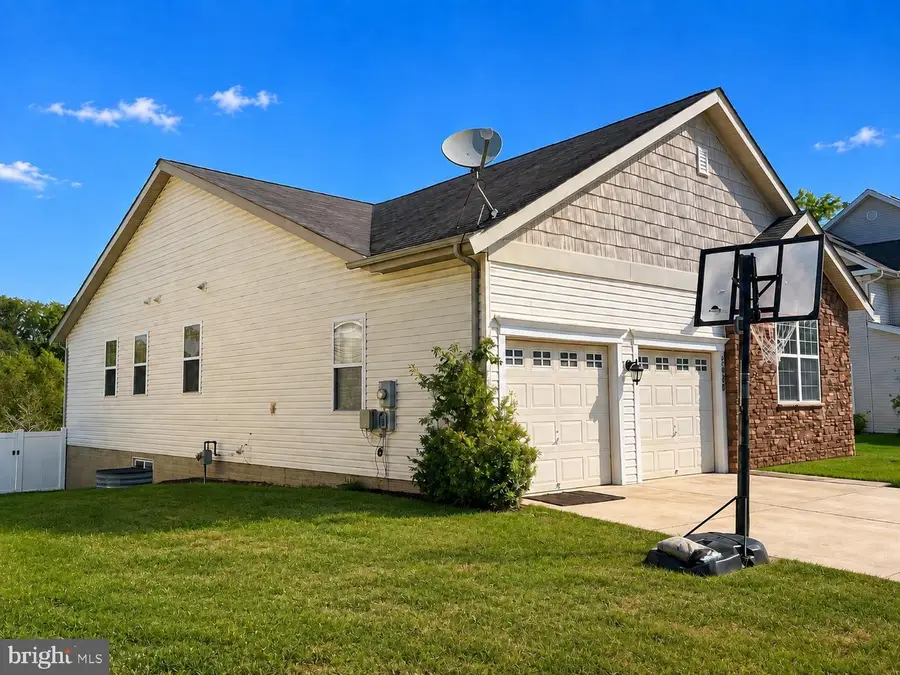 2860 Brunston Castle Ln, Waldorf, MD 20601 - #3