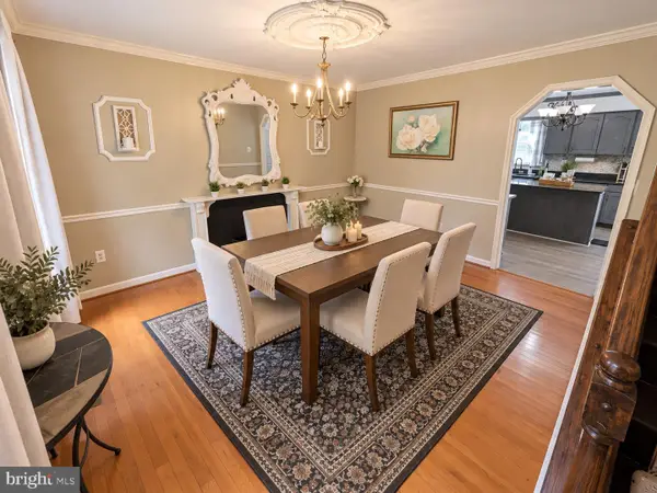 8455 Cardinal Ln, WHITE PLAINS, MD 20695