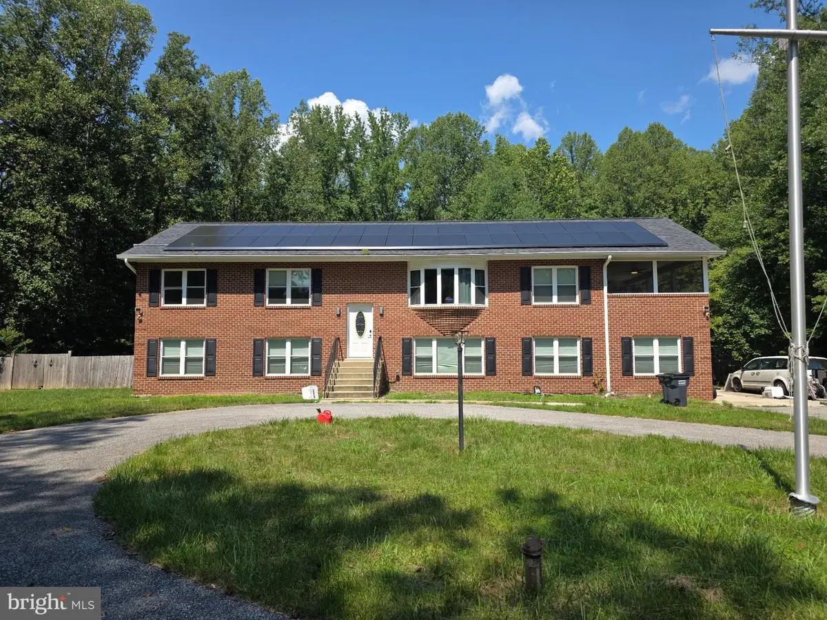 6315 Hidden Valley Dr, La Plata, MD 20646 - #1