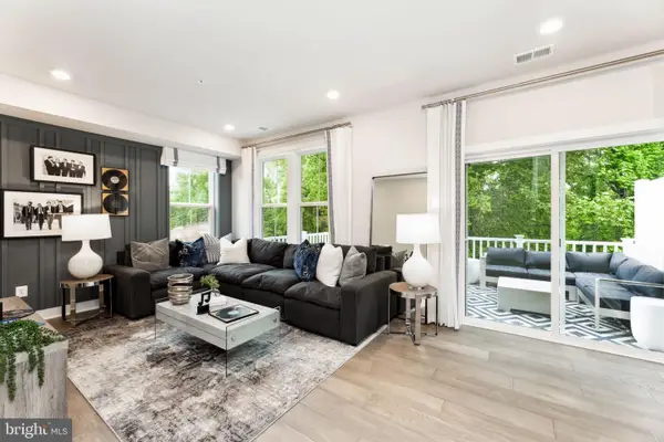 9738 Gaelic Pl, WALDORF, MD 20601