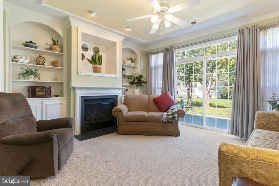 230 Williamsburg Cir, La Plata, MD 20646 - #3