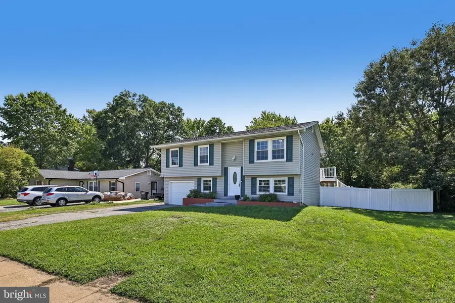 823 Stone Ave, Waldorf, MD 20602 - #2