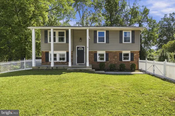 6 Stratford Ct, WALDORF, MD 20602