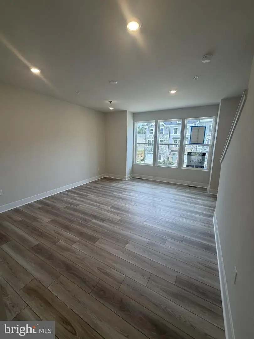 10516 Cobbler Pl, White Plains, MD 20695 - #2