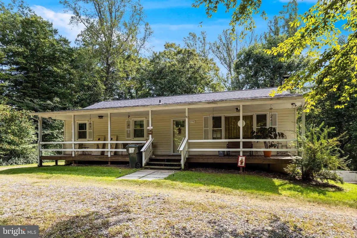 6940 Bucktown Rd, Hughesville, MD 20637 - #1